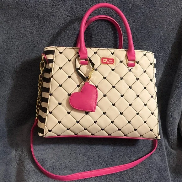 Luv Betsey Johnson Breann Quilted Tote with Pink and Black Heart Accents. NEW! - Picture 8 of 15